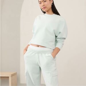 Athleta Easy Fleece Dolman Crop Sweatshirt in Glacier Size XXS